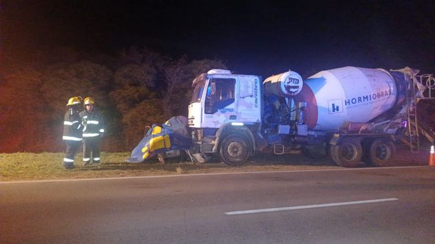Choque fatal en ruta 13.