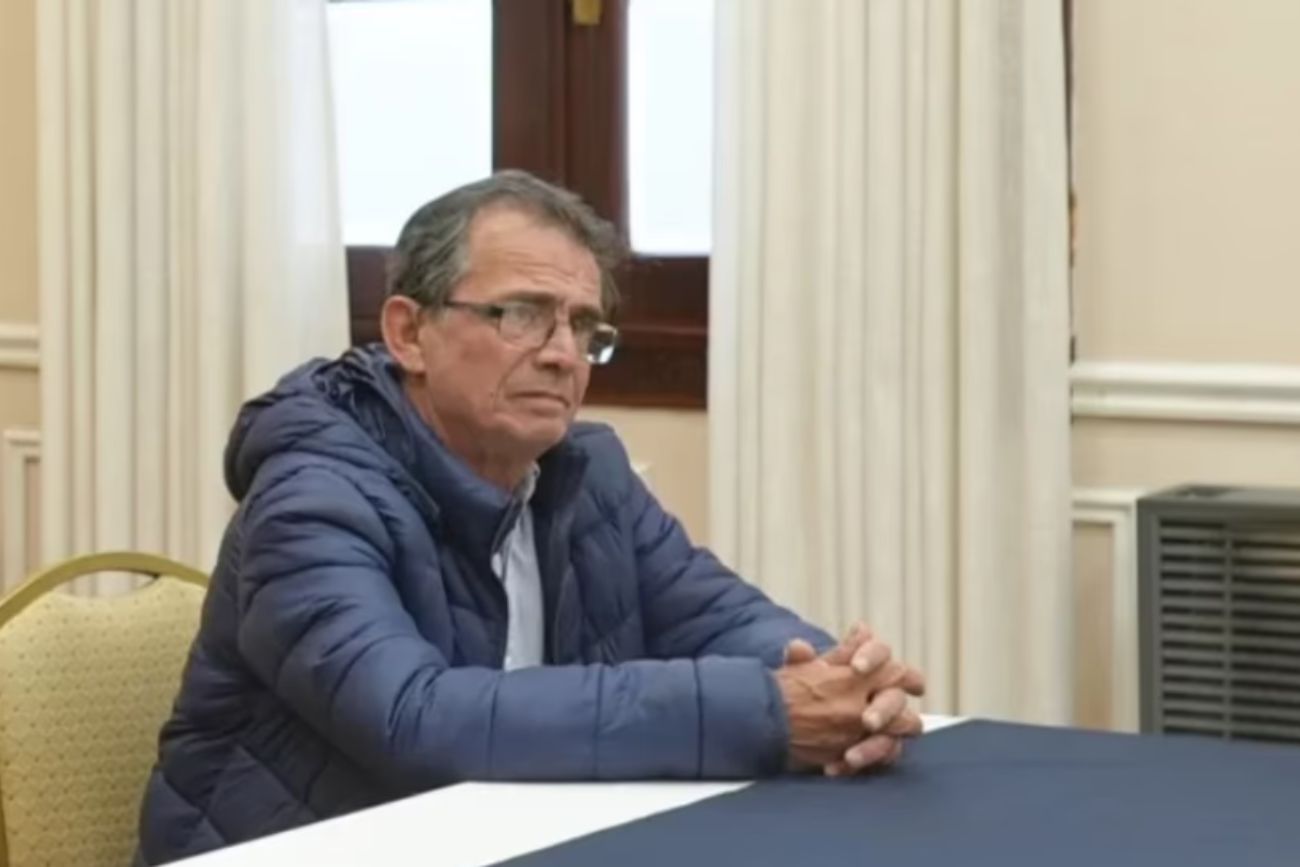 Echaron al ministro de Trabajo de Santa Cruz por recibir pagos de una empresa y un sindicato