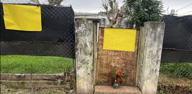 Buscan a Esteban Amarilla, un sujeto que asesinó a su vecina de dos puñaladas cuando intentó defender a su hija de 9 años de un presunto abuso sexual.