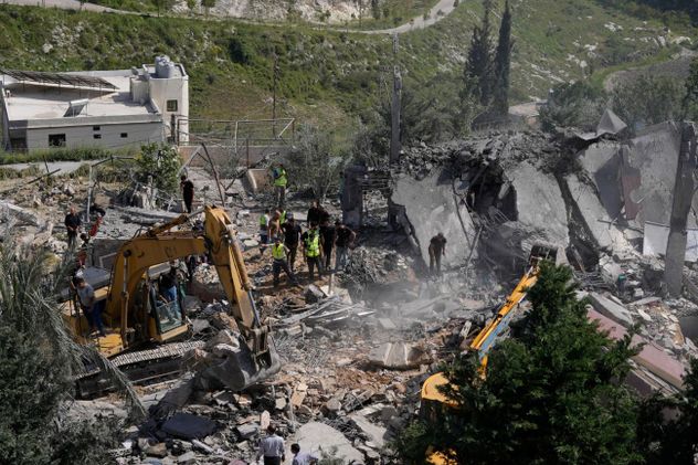Frágil alto al fuego: nuevos ataques israelíes dejaron al menos 17 muertos en Líbano.