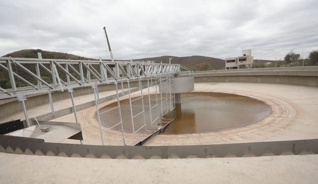 La Asociación de Cooperativas Colón Punilla Agua y Saneamiento atiende el servicio de agua para parte del corredor de Sierras Chicas.