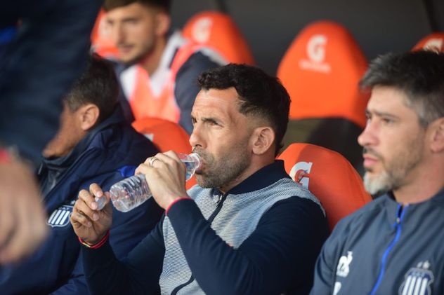 Carlos Tevez, entrenador de Talleres.