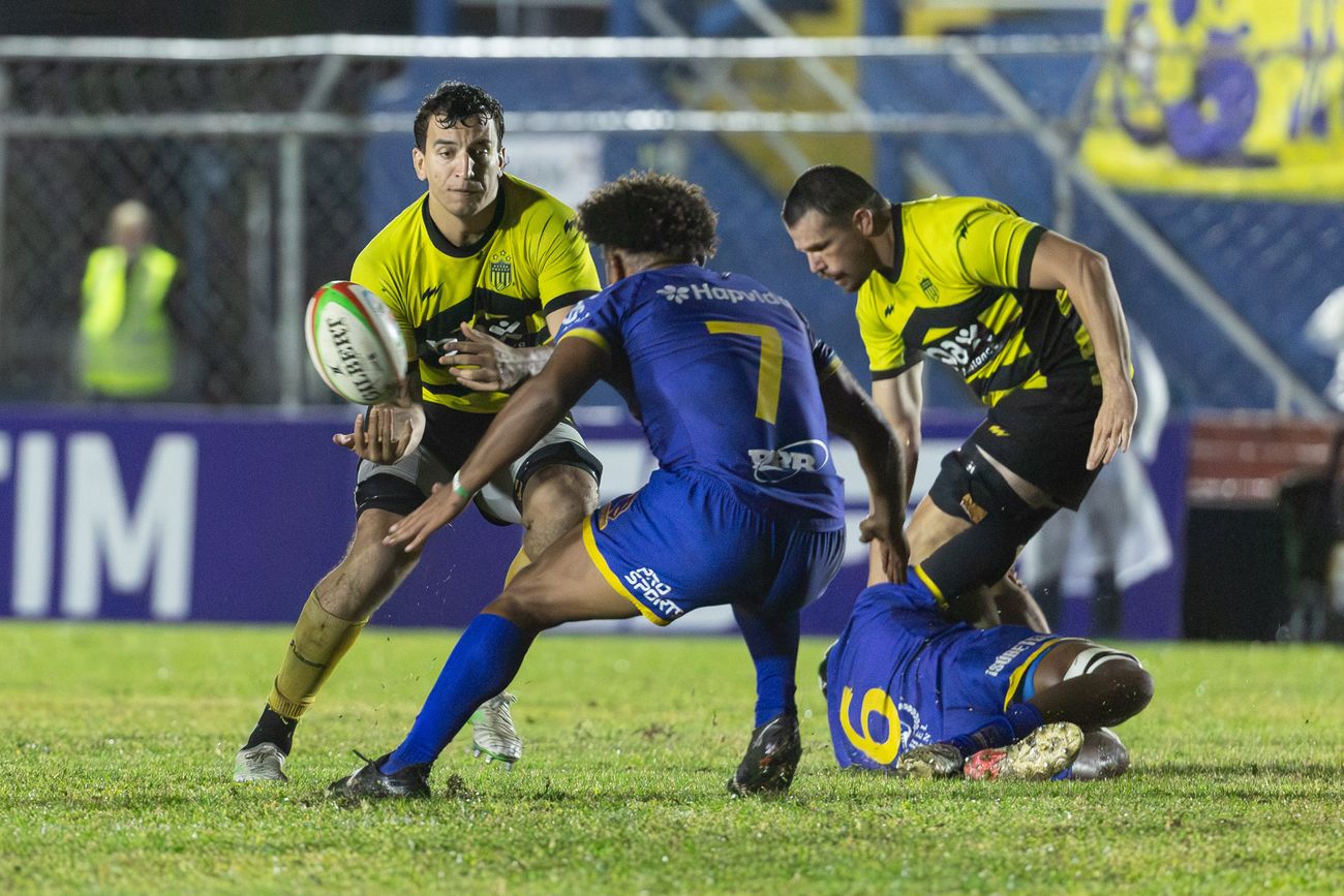 Peñarol venció a Cobras Brasil por la fecha 11 del Súper Rugby Américas.