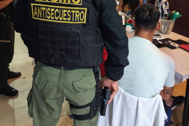 La banda de los 5: secuestraron a dos personas pero la Policía los detuvo.