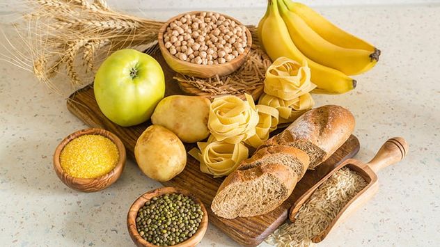 Ni azúcar ni harinas blancas: los carbohidratos que recomiendan para reducir el colesterol.