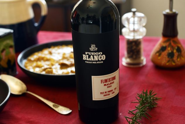 Gustavo Sánchez gerente de enología de Familia Millán que abarca vinos y espumosos de Mendoza y San Juan. 