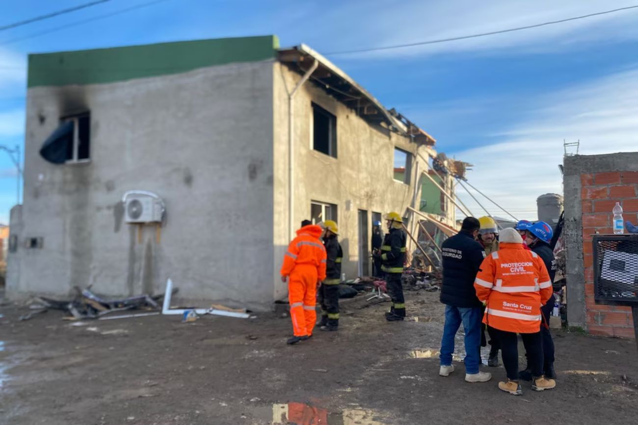 Trágica explosión: el gobierno de Santa Cruz decretó tres días de duelo y ayudará a las familias afectadas