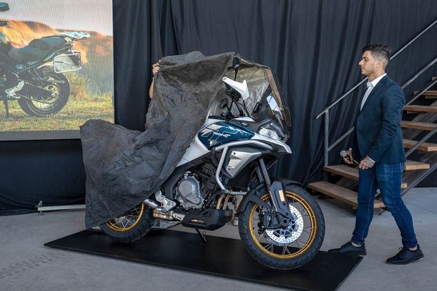 El lanzamiento se realizó en Enduro Park (San Pedro, provincia de Buenos Aires), en un entorno 100% off-road, donde se pudo conocer al modelo en detalle.