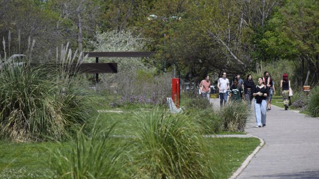 La ciudad de Buenos Aires ofrece estos paseos para salir del ruido y meterse de lleno en la naturaleza porteña.