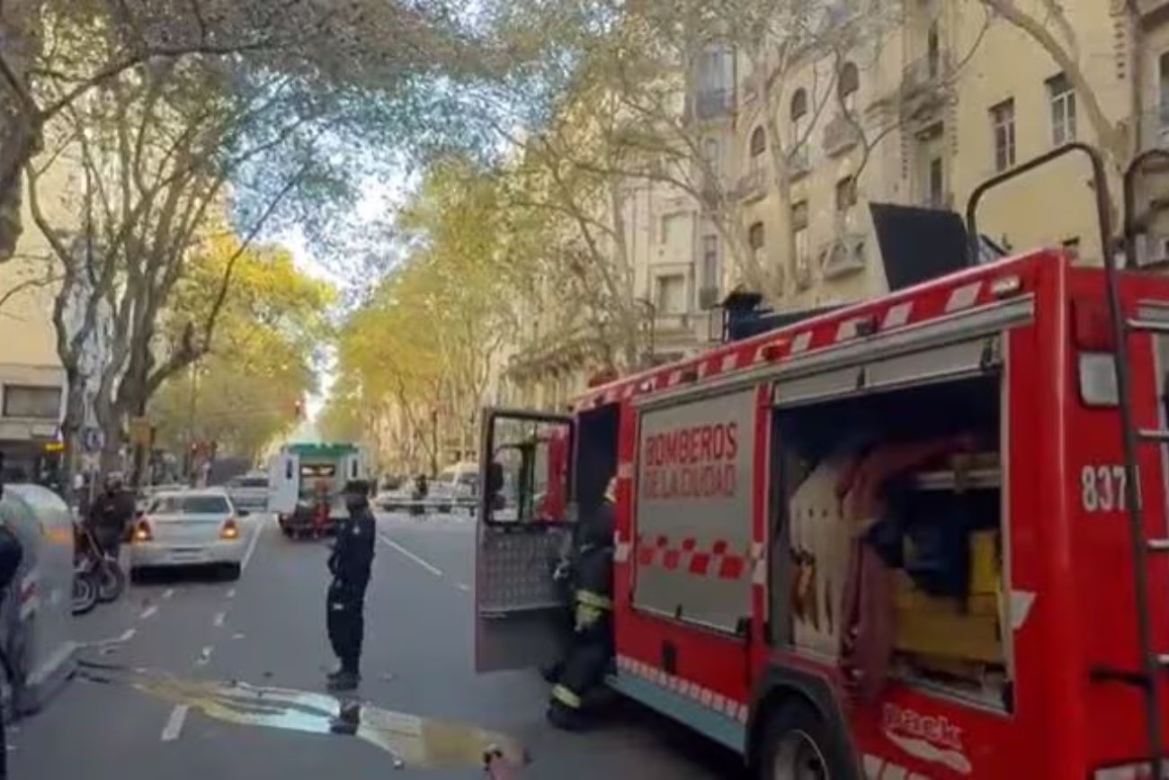Incendio en un edificio: evacuaron a 45 personas en el microcentro porteño