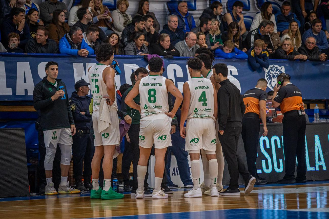 Atenas se fue al descenso por segunda vez en su historia en la Liga Nacional. (Prensa Argentino)