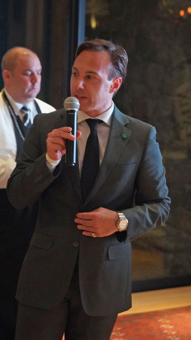 Cena especial en Córdoba del conde italiano Federico La Longa Mancini.