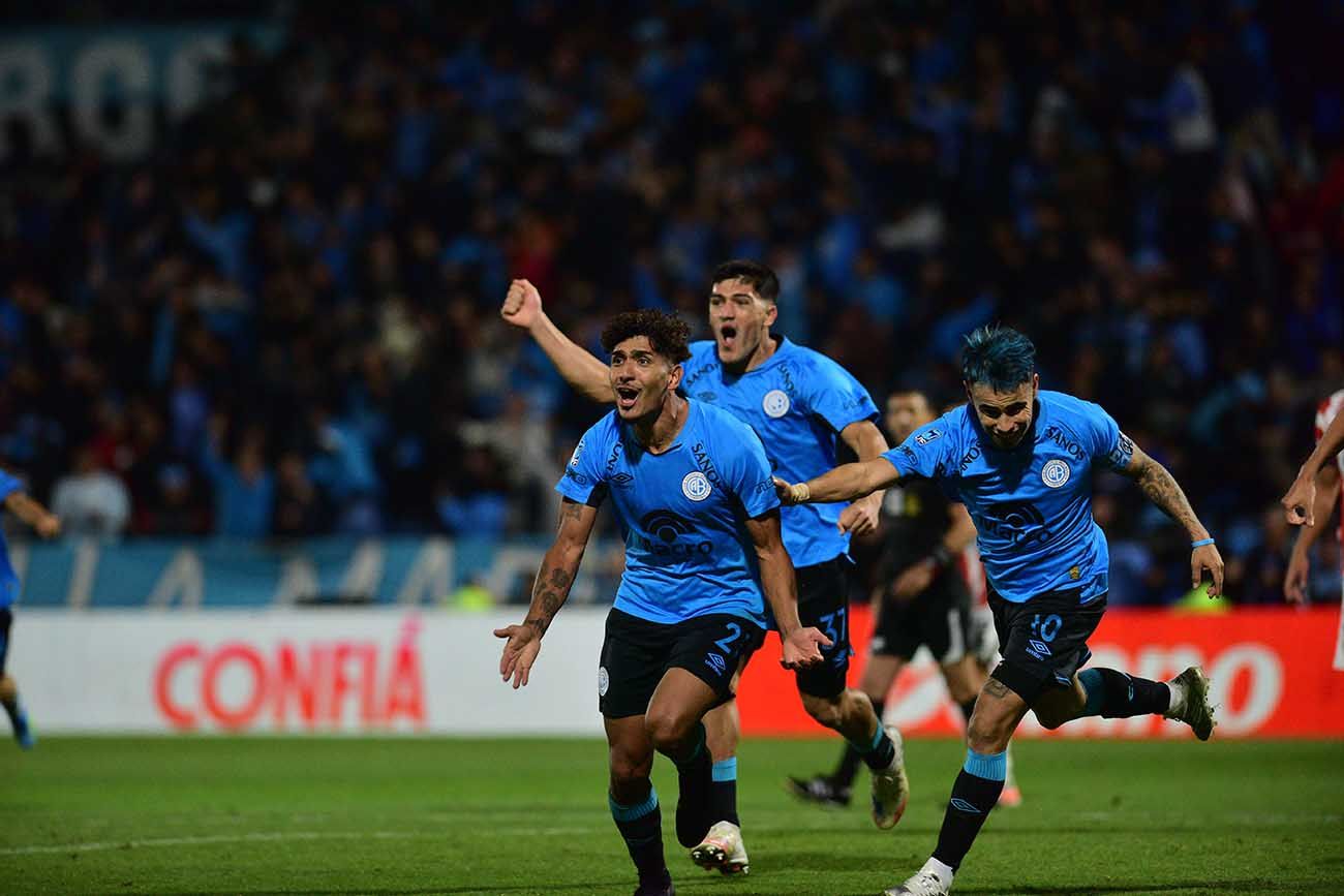 Belgrano pasó a semifinales después de ganarle a Unión de Santa Fé por 2-0 en Alberdi. 