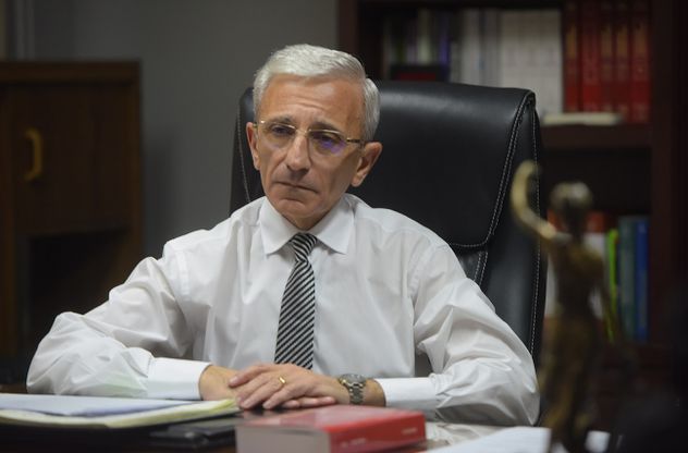 Carlos Nayi. 