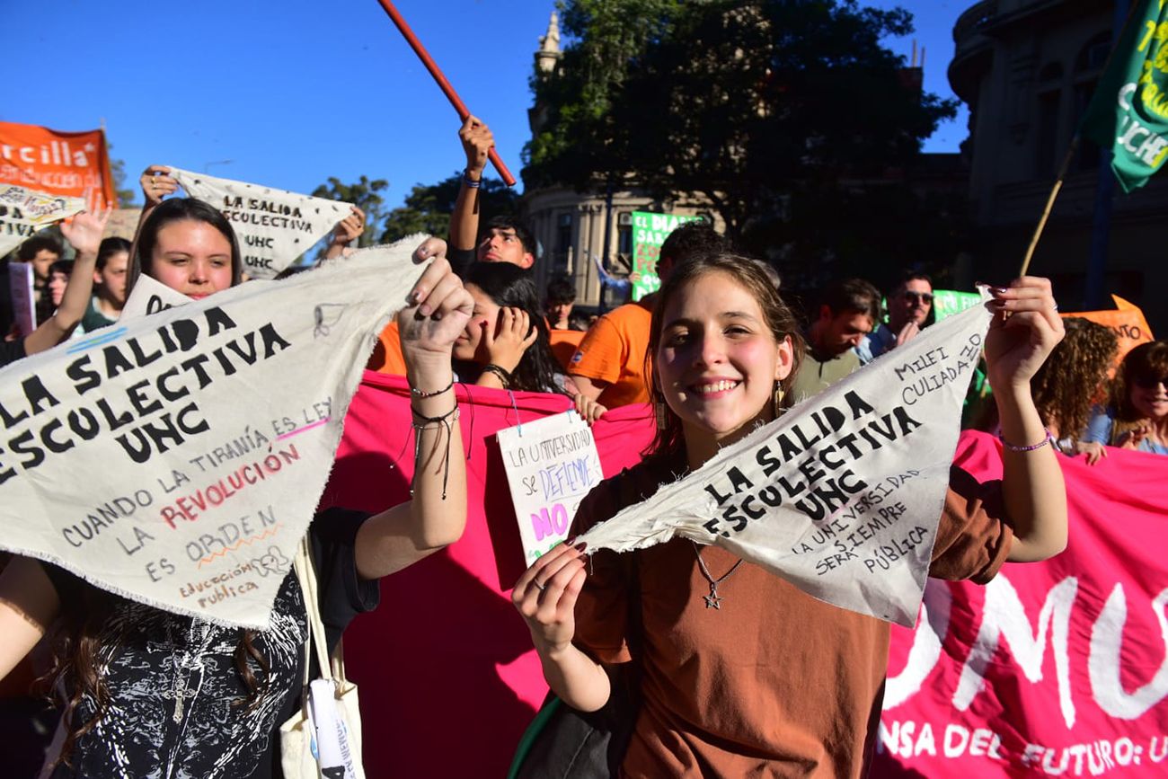 Comenzó la Marcha Universitaria Federal en Córdoba y en todo el país.