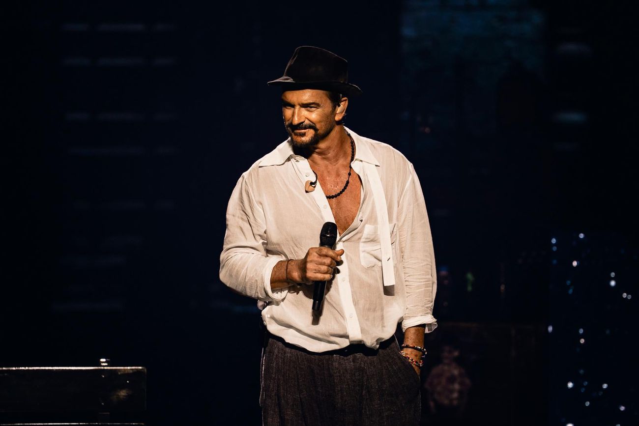 Ricardo Arjona tuvo un gran gesto con la guardia de seguridad que se hizo viral
