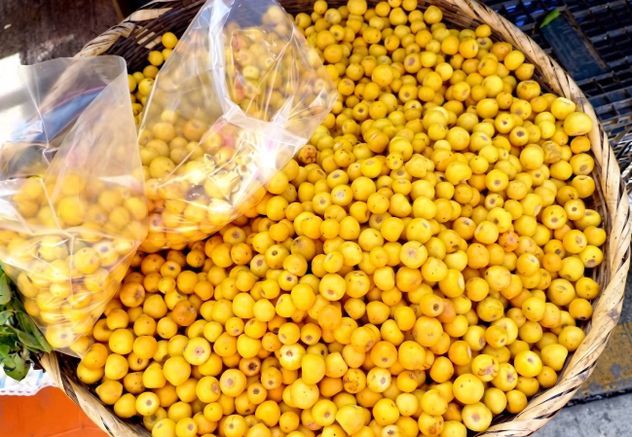 El nance o nanche, una de las "frutas de oro" que produce colágeno natural.