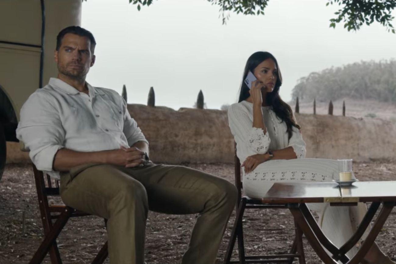 Henry Cavill protagoniza lo nuevo de Guy Ritchie.
