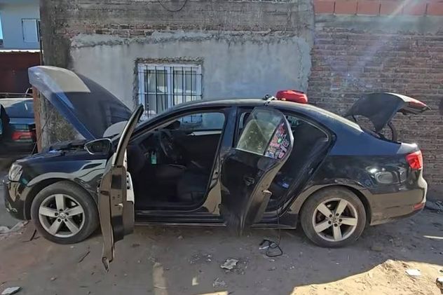 Robaban camionetas de alta gama, pero cayeron por pagar un albergue transitorio con QR.