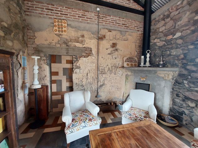 Casa Nido y El Hormiguero se ubican en lo alto de Cruz Grande, en La Cumbre
