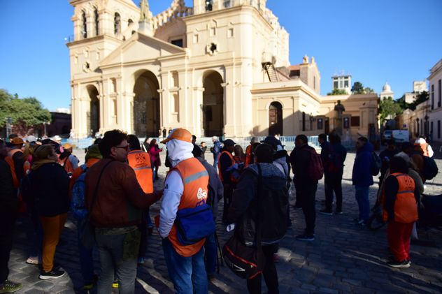 Los integrantes de las cooperativas (Entre otras: CVA, Aparcar, La Unión, El Progreso, Tosco Vive y Bicentenario Social) tienen cierta desconfianza sobre el nuevo sistema y valoran que la Iglesia los acompañe. (Nicolás Bravo / La Voz)