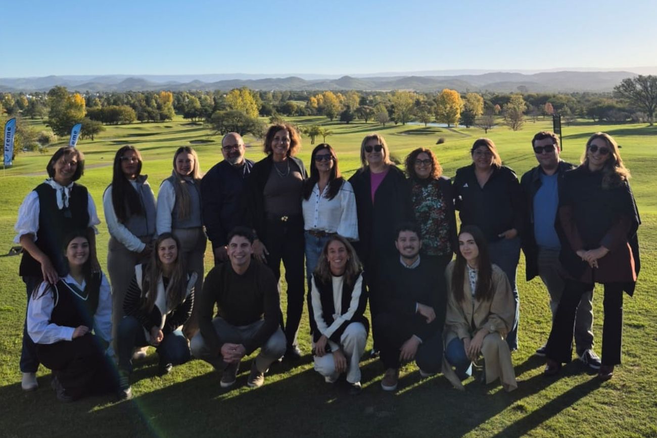 La propuesta combinó deporte y sinergia entre organizaciones y empresas comprometidas con el fortalecimiento de la educación, el emprendedurismo y la empleabilidad.