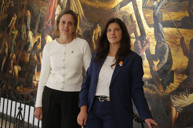 María José Alcázar y Gabriela Helale: por primera vez en la historia de la institución, dos mujeres se postularon para la dirección del Colegio Monserrat.