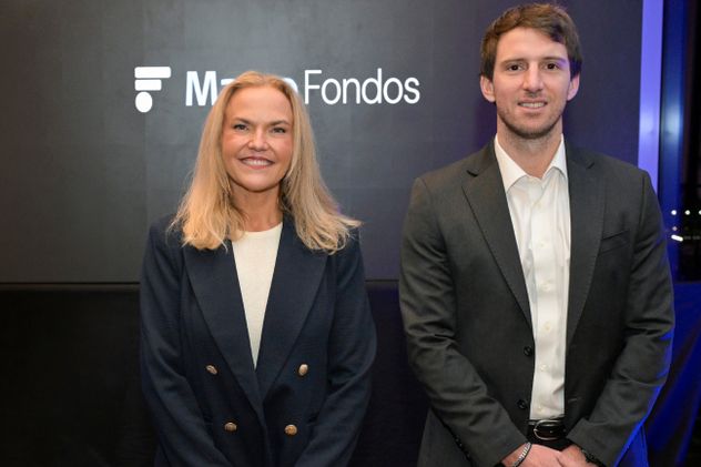 Pilar Gómez Bravo, CFA de MFS, y Mateo Brito, presidente de Macro Fondos. 
