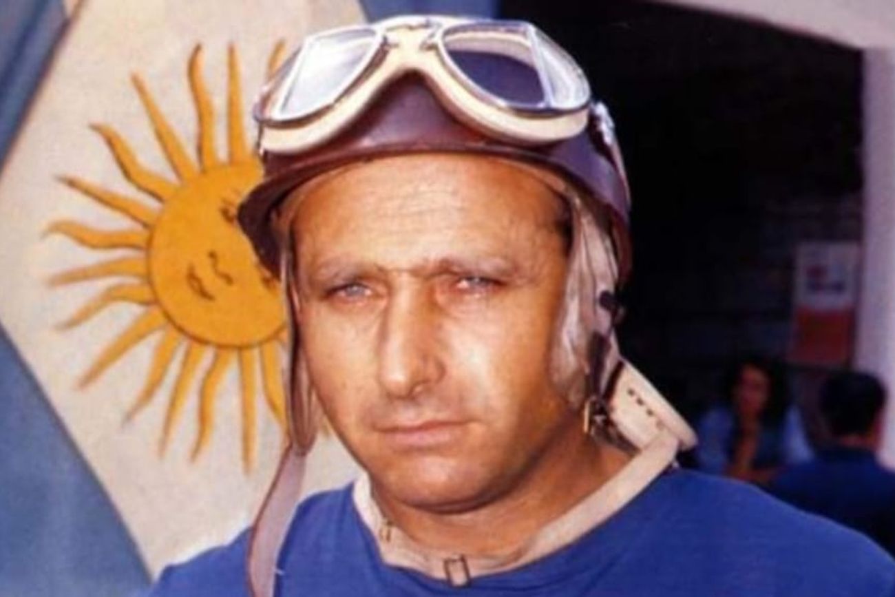 Juan Manuel Fangio y un gran reconocimiento.