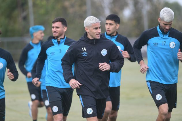 Entrenamiento de Belgrano en Villa Esquiú previa de partido contra Argentinos Juniors por la semifinal de la LPF