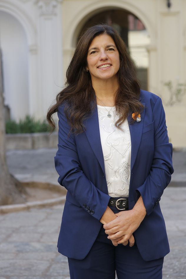 María José Alcázar: candidata a la dirección del Colegio Nacional Monserrat.