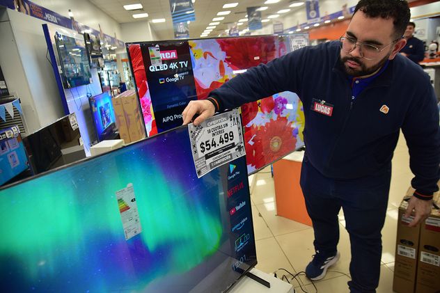 Oferta de televisores en los días previos al Mundial. 