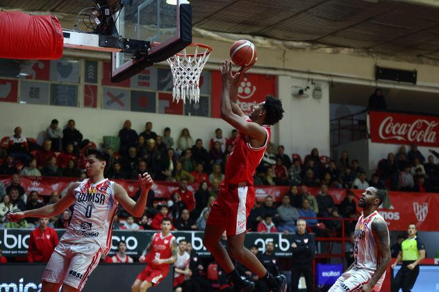 Instituto asume, en el Sandrín, ante Quimsa el cuarto partido de los cuartos de final de la Liga Nacional. (Prensa Instituto)