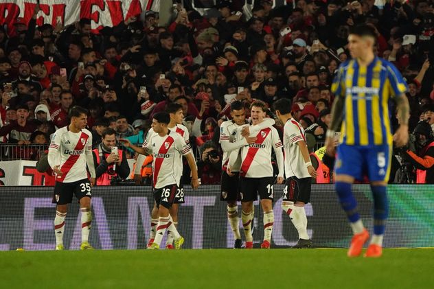 River vs. Rosario Central, en el Monumental.
