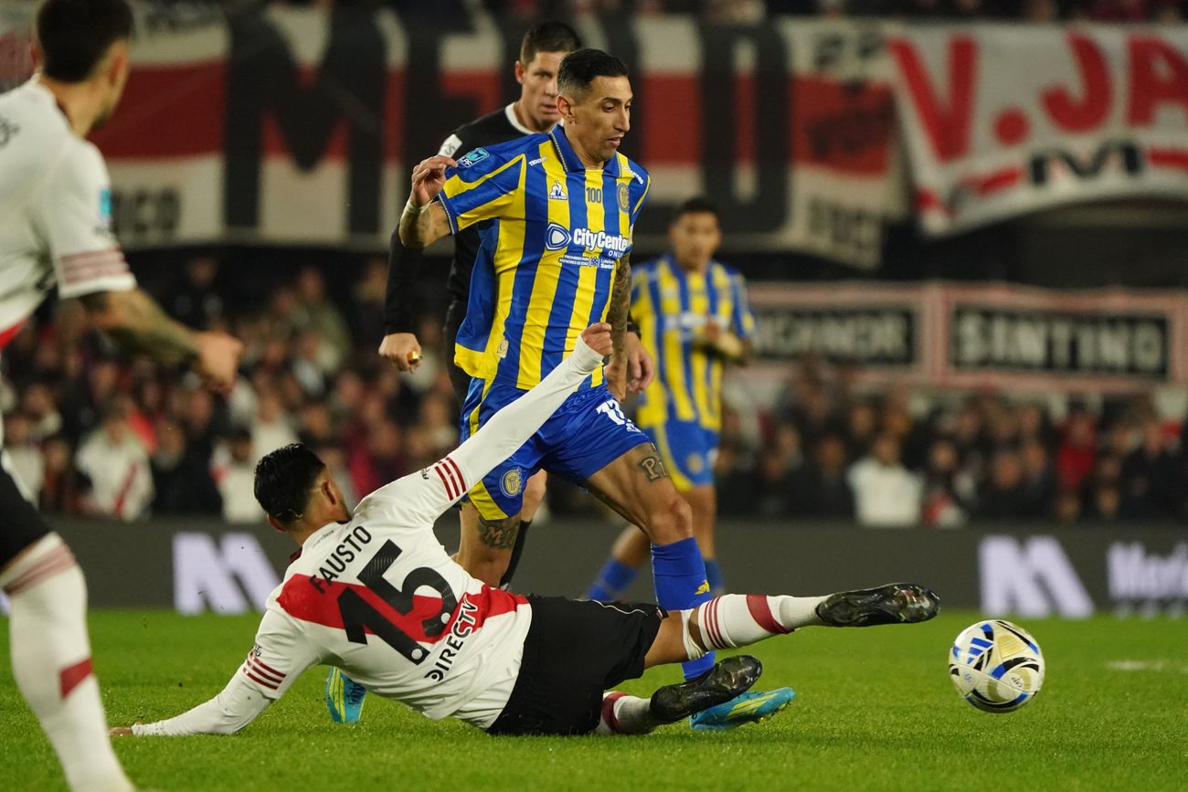 River vs. Rosario Central, en el Monumental.