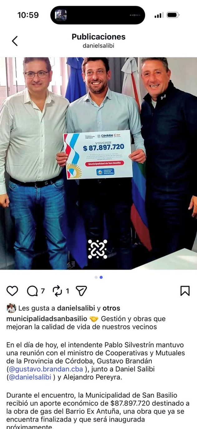 Salibi, junto al ministro Gustavo Brandán y al intendente de San Basilio, difundiendo un aporte de la Provincia para una obra de gas en esa localidad del sur provincial. (Instagram)