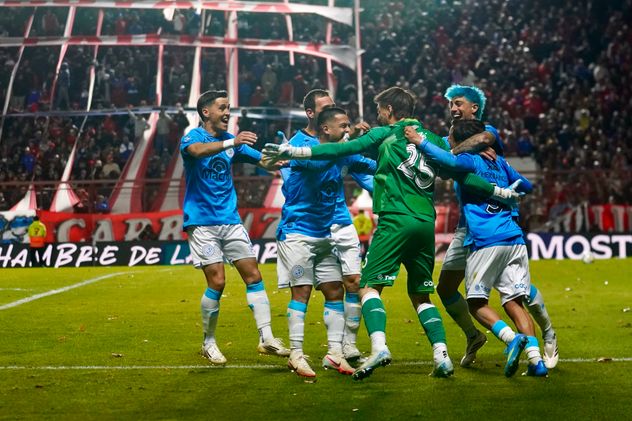 Belgrano le ganó a Argentinos en los penales y está en la final del Apertura.