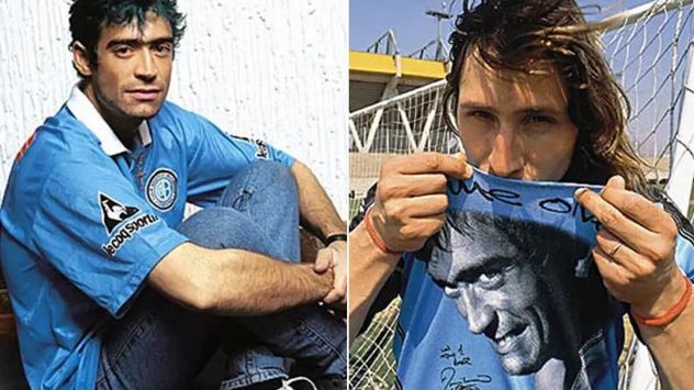 Rodrigo y su primo Juan Carlos Olave. La camiseta homenaje de 2001. 