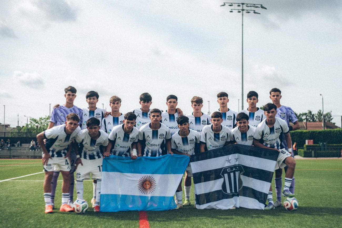 Talleres, en Inglaterra. El sub 16 de la "T" fue séptimo en uno de los torneos más prestigiosos del mundo. 