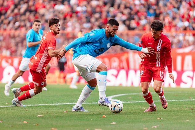 Belgrano se mide con Argentinos en las semifinales del Torneo Apertura.