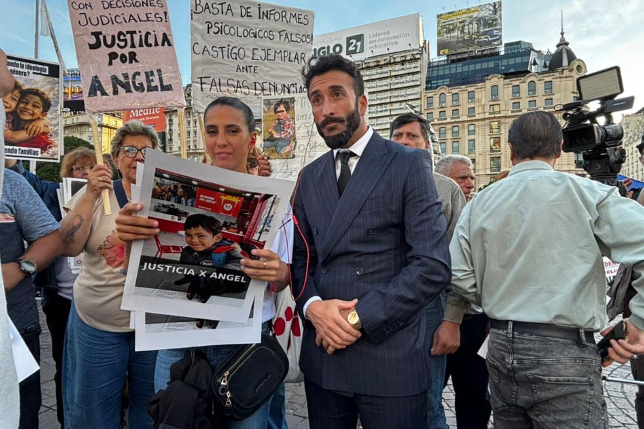 Caso Ángel: autopsia confirmó que el niño sufrió 20 golpes en la cabeza y un historial de "violencia crónica"