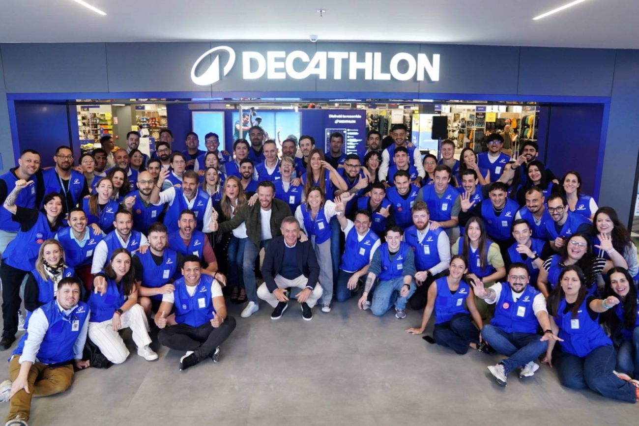 50 empleados. El staff de la primera sucursal de Decathlon en el país, en Buenos Aires. En Córdoba tendrá 50 empleados directos.