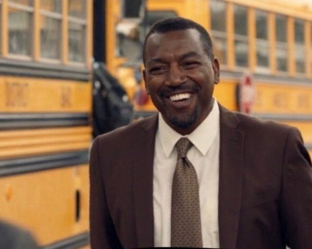 Russell Andrews en "Insecure".
