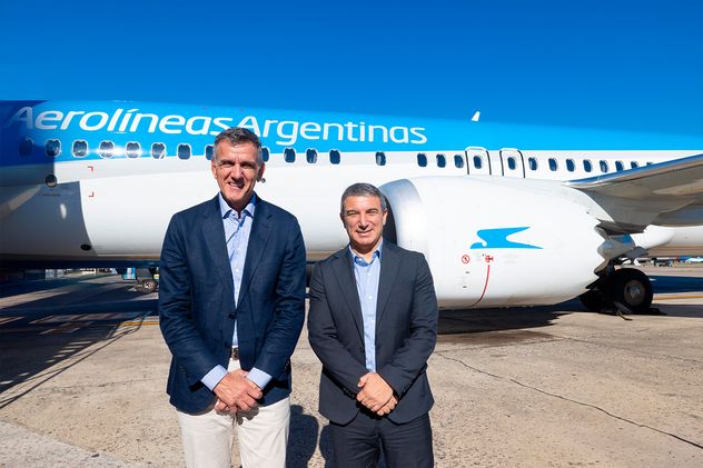 Paco Manríquez, CEO de Banco Supervielle, junto a Fabián Lombardo, CEO de Aerolíneas Argentinas.