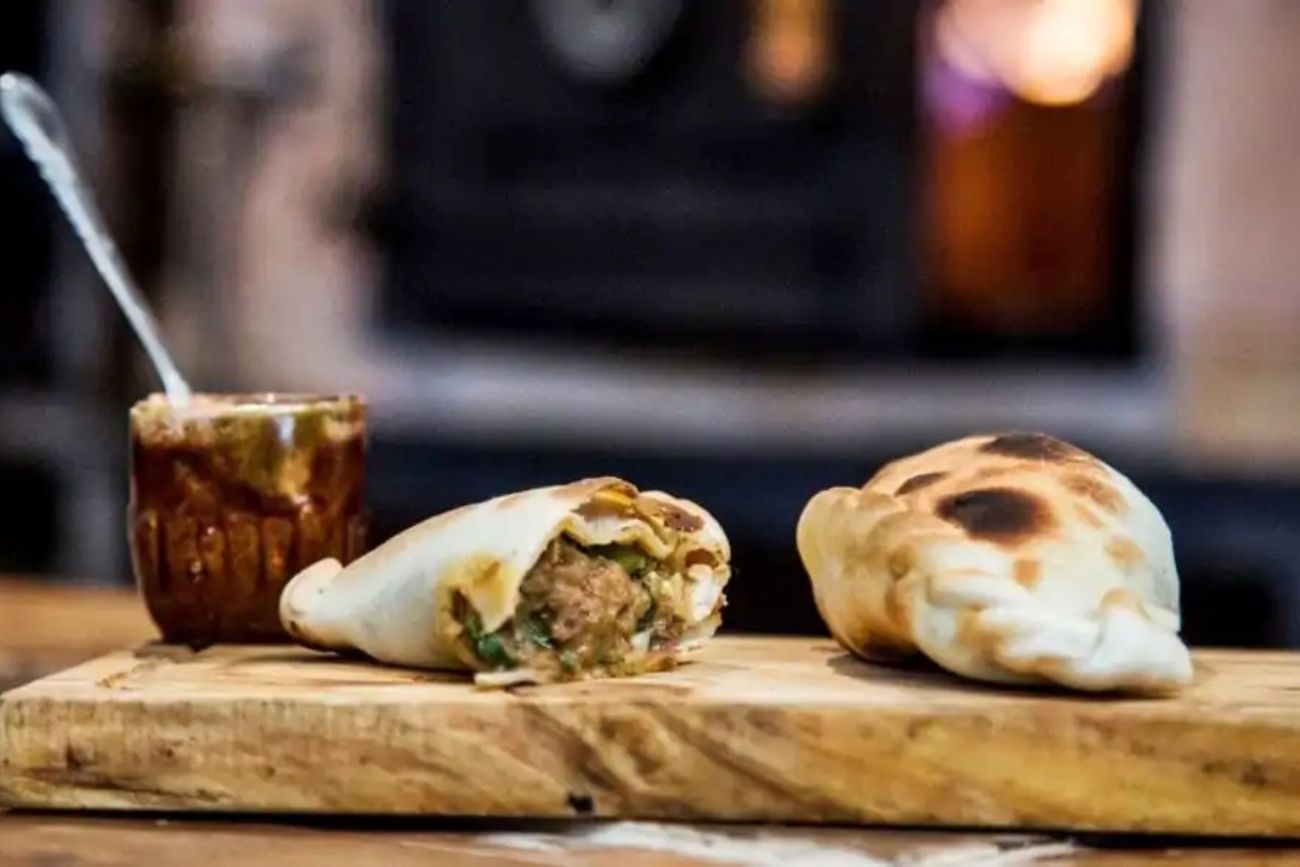 25 de Mayo: cómo hacer empanadas riojanas tradicionales y lograr un relleno bien jugoso.
