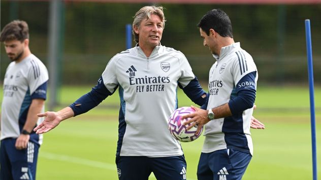 Gabriel Heinze, parte del cuerpo técnico del Arsenal.