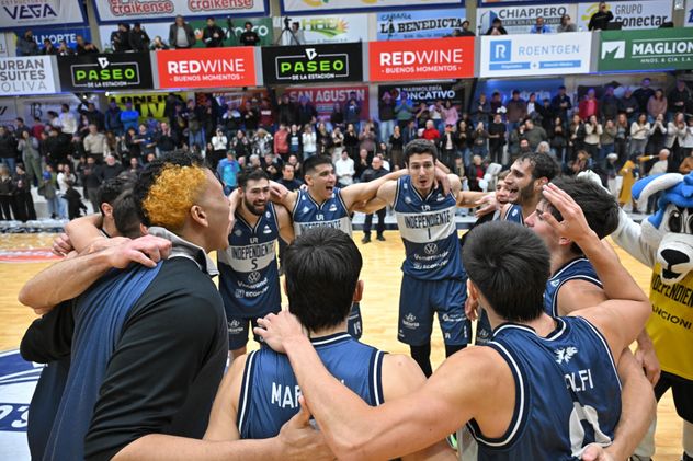 Independiente de Oliva terminó su gran temporada en la Liga Nacional de Básquetbol. (Prensa Independiente)