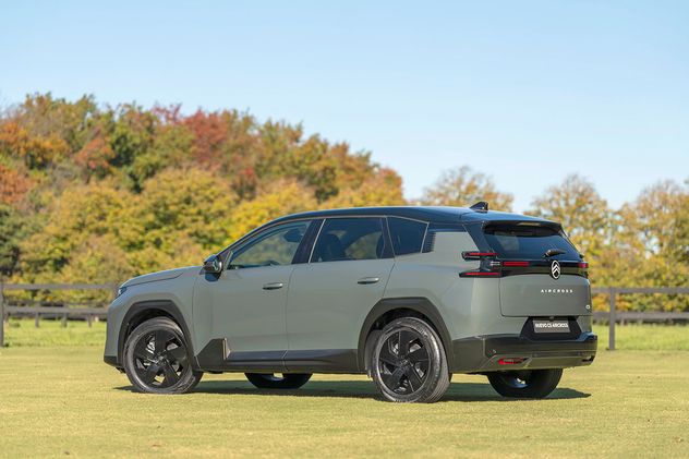 Este C5 mezcla líneas modernas con soluciones aventureras, de allí su apelativo Aircross.