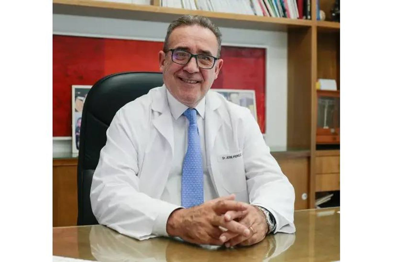 Antonio Pérez Alzaa. Fue procesado por el delito de trata de personas en casos de gestación por sustitución. 