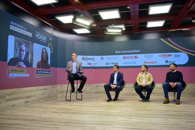 PANEL. Ejecutivos y asesores repasaron los ejes transversales que hoyd definen los compromisos de sustentabilidad en las empresas.